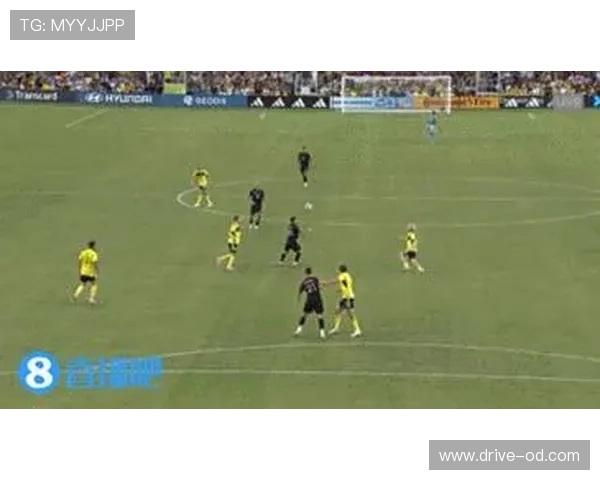 点球击中门框未进球后，球权如何判罚最易被误解？