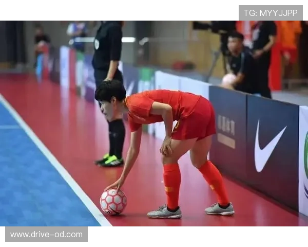 五人制足球规则详解：比赛结构与裁判判罚标准解析